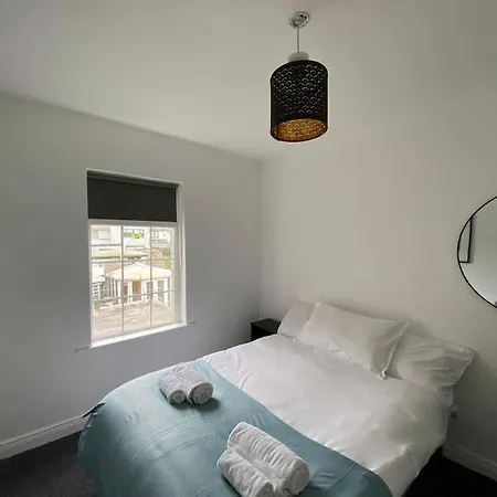 Red Brick In Dublin's Heart Apartment